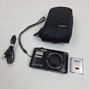 Nikon COOLPIX S3600 20.1MP Digital Camera Black w/ Charging Cable + Battery